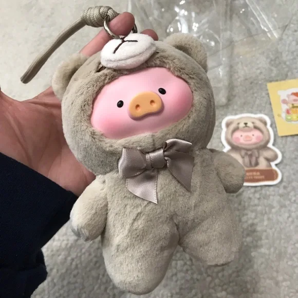 Lulu The Piggy Vintage Teddy Shop Vinyl Face Plush Pendant Blind Box Witty Teddy - Picture 5 of 16